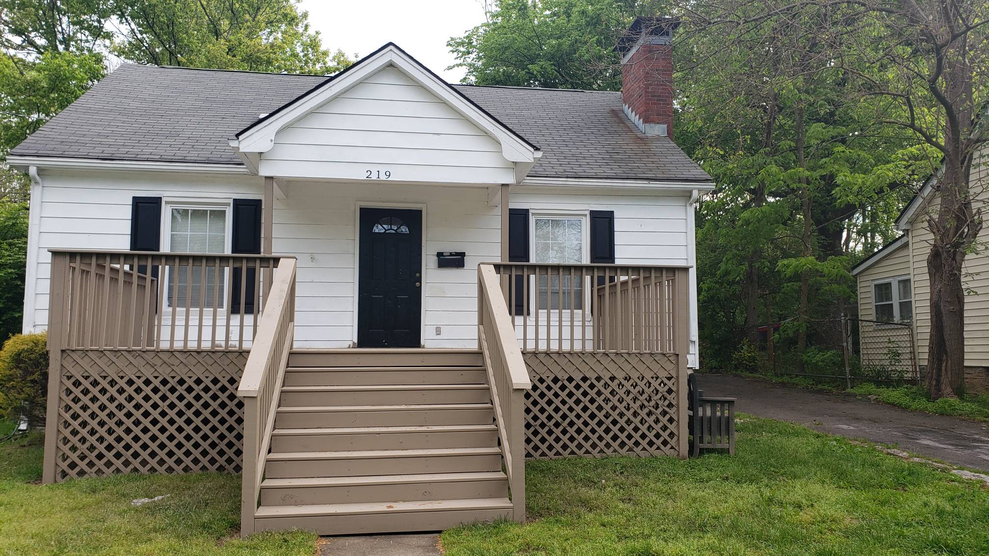 219 Westwood Ct.